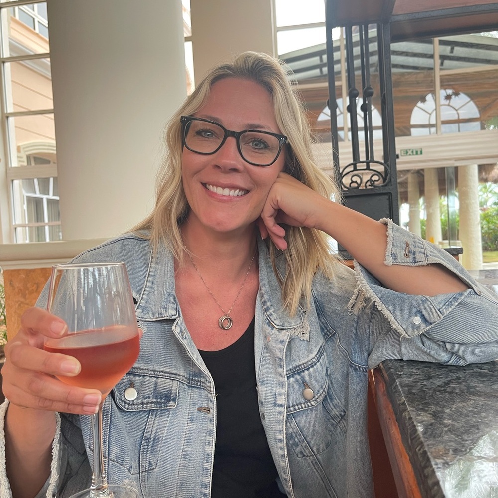 Meet your Posher, Missy